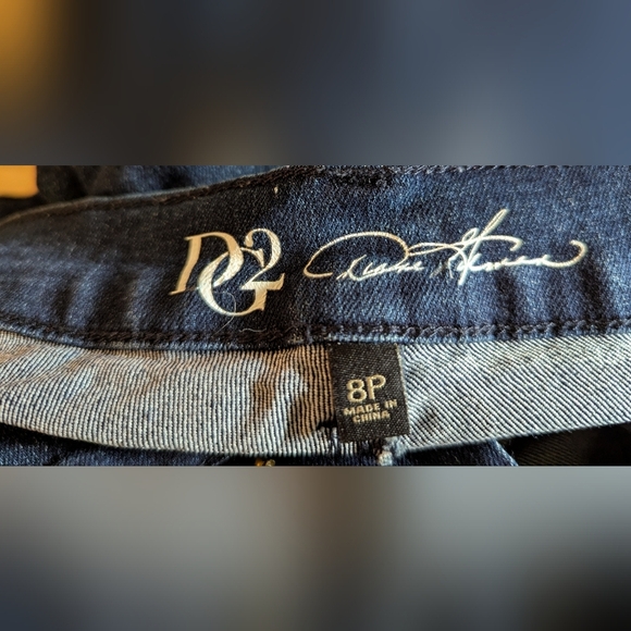 DG2 Diane Gilman Womens Stretch Jeans Indigo Blue Size 8 Petite Jeggings - Picture 2 of 2